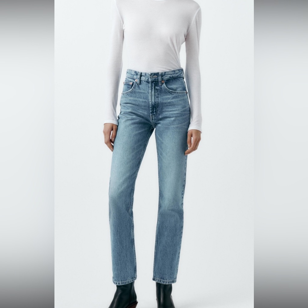 Zara TRF Jeans High Rise Jeans